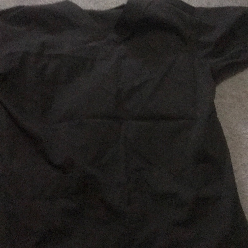 Set of Landau scrubs